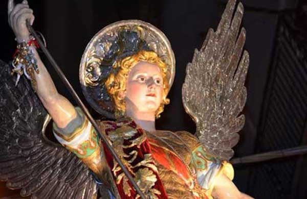 San Michele e il Capodanno Alpino: Il Grande Rientro che Anima le&nbsp;Dolomiti